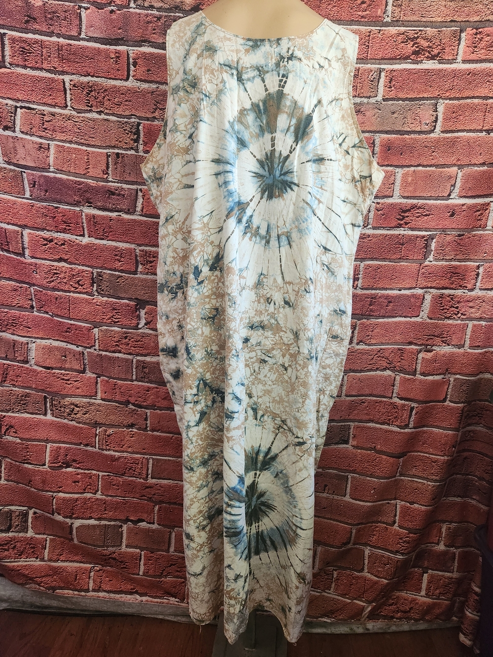 Tie-Dye Sleeveless Maxi Dress in Blue and Beige